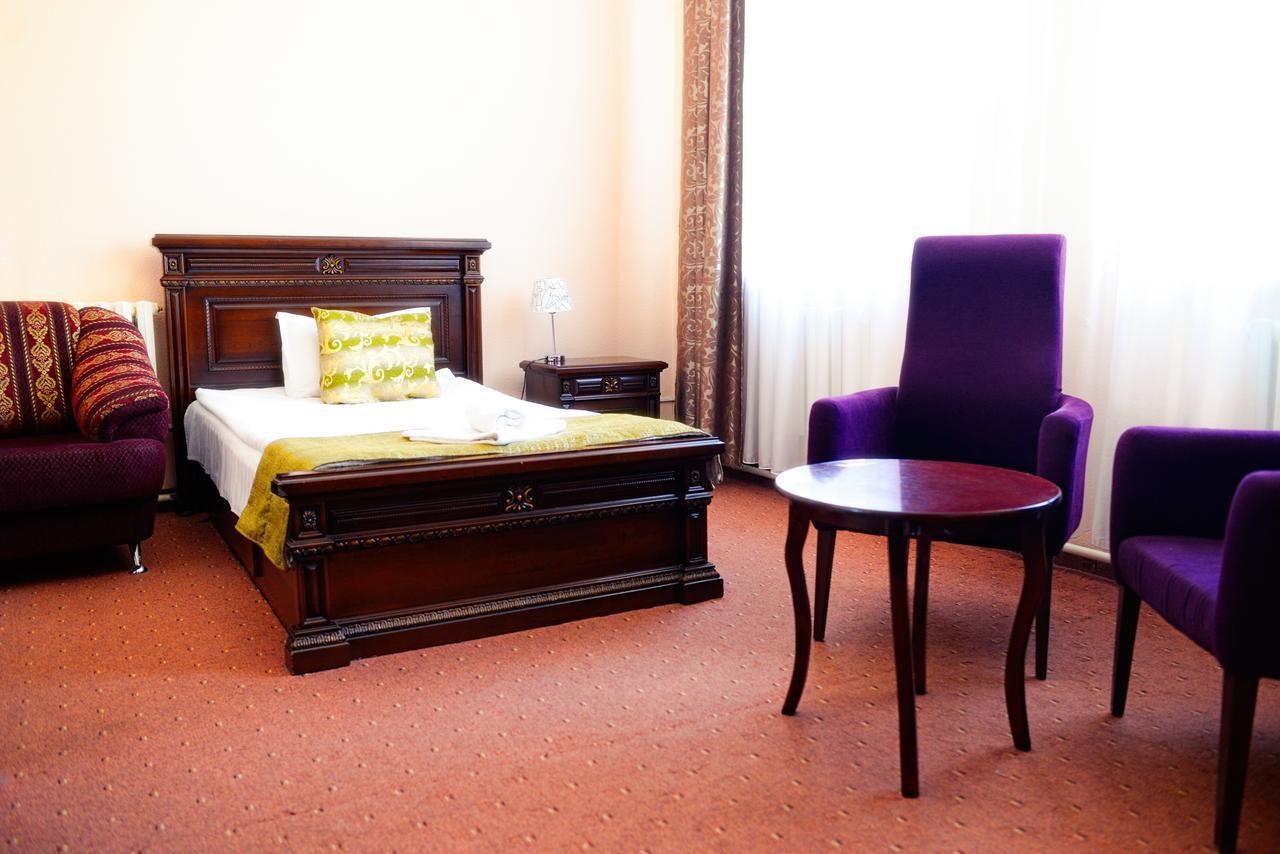 San Marino Hotel Astana Ngoại thất bức ảnh